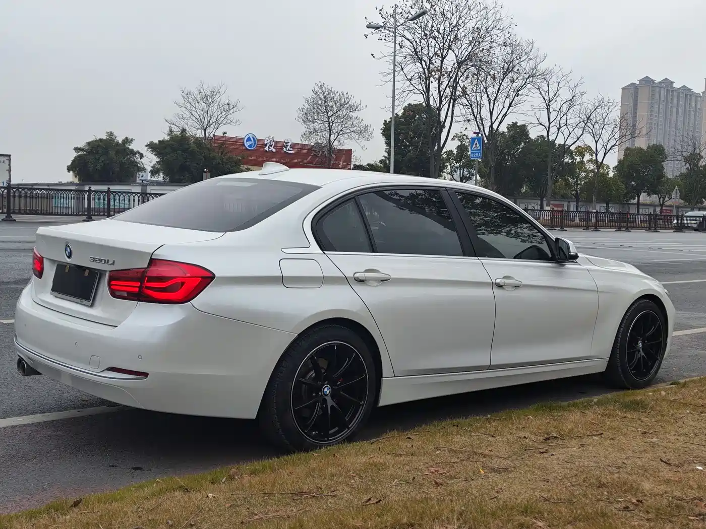BMW 3 Series 2018 320Li Fashion Style фото 12
