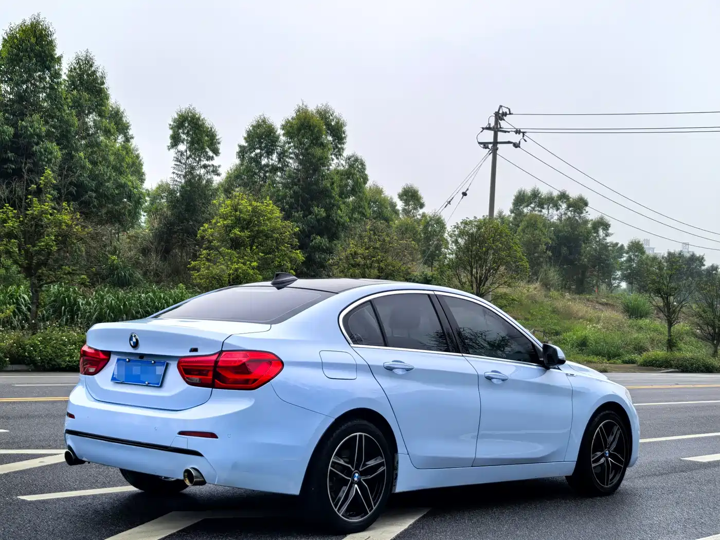BMW 1 Series 2017 118i Sport фото 6