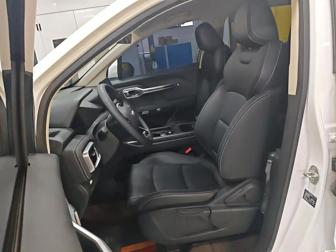 Geely Radar Radar King Kong 2025 2025 EM-P 4WD Long Bed Thousand-Mile King Kong
