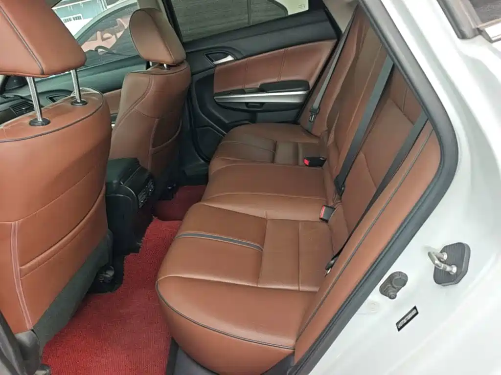 Photo 17 - Honda Crosstour