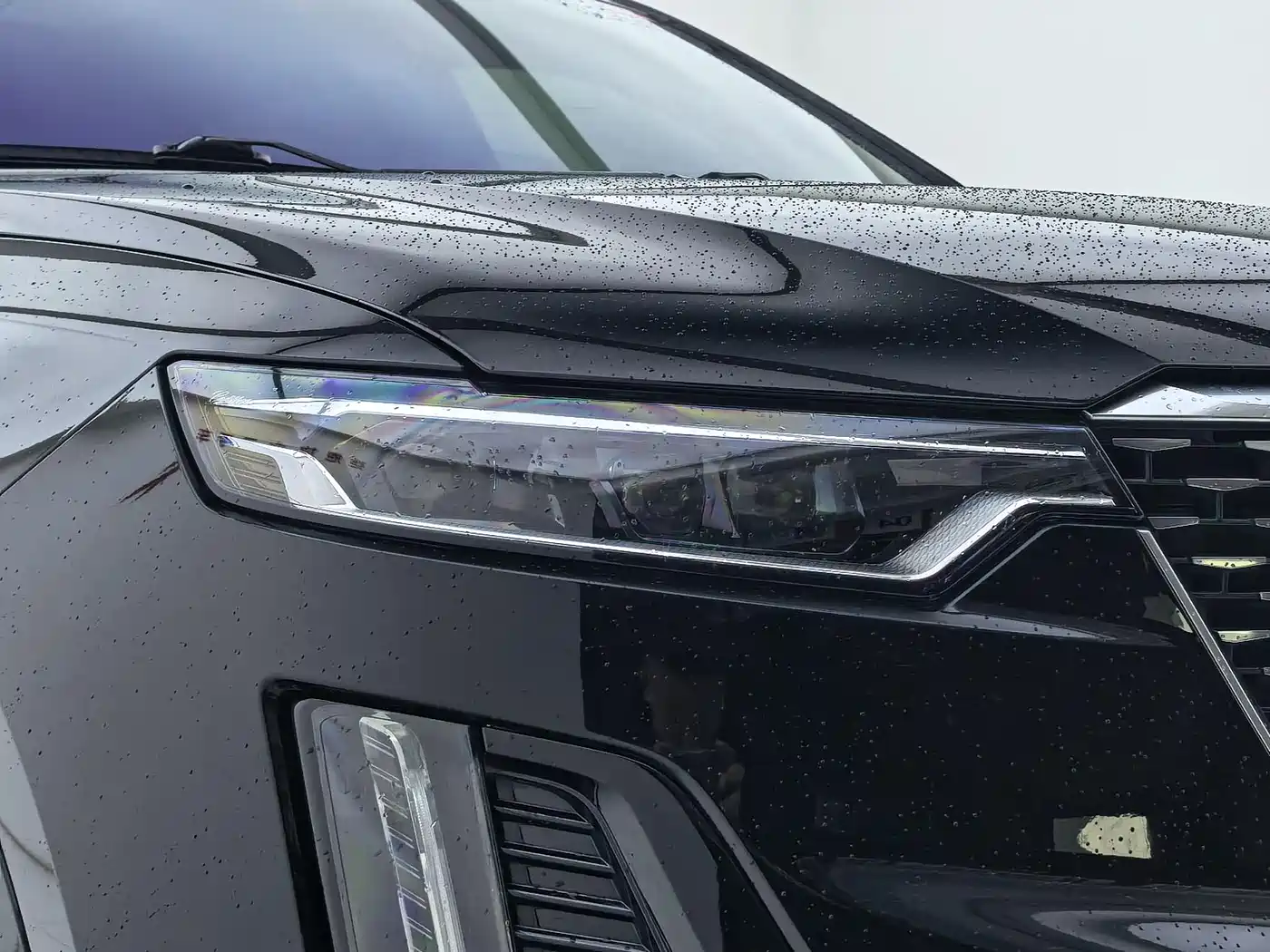 Photo 25 - Cadillac XT6