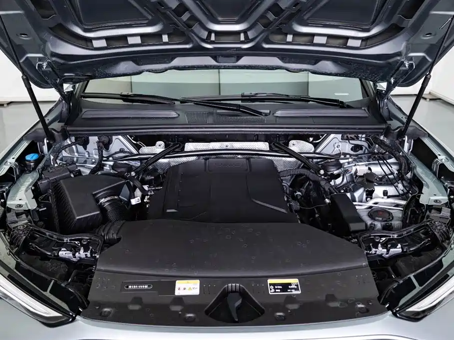 Audi Q5L, миниатюра 8