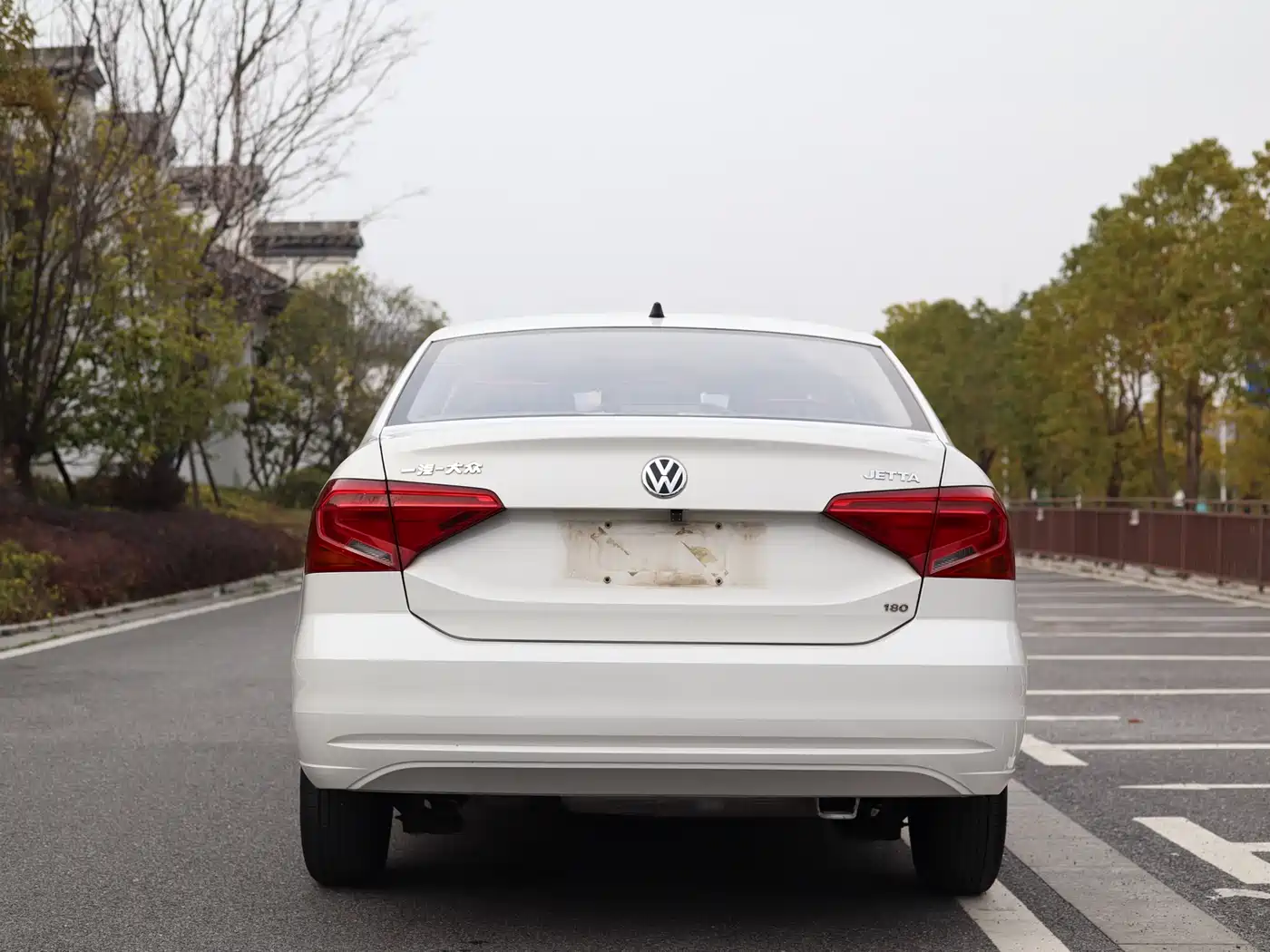 Volkswagen Jetta 2019 Dream Edition 1.5L Auto Fashion фото 6