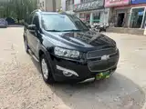 Photo 3 - Chevrolet Captiva