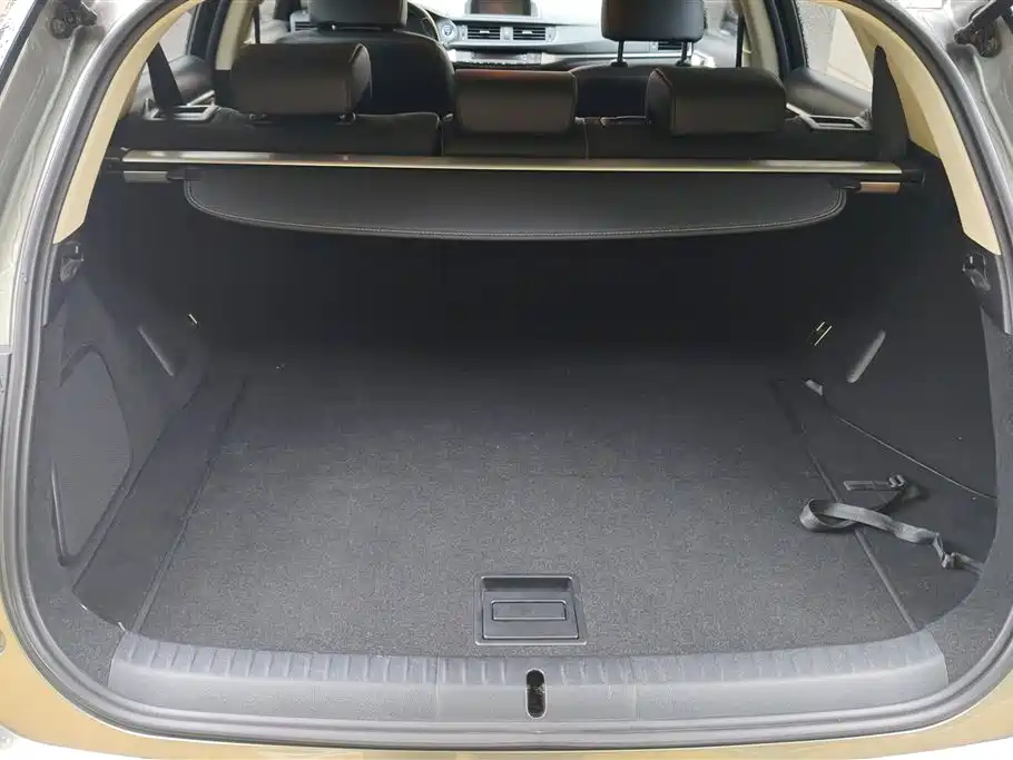 Lexus CT 2017 CT200h Comfort (Single Color, China V) фото 4