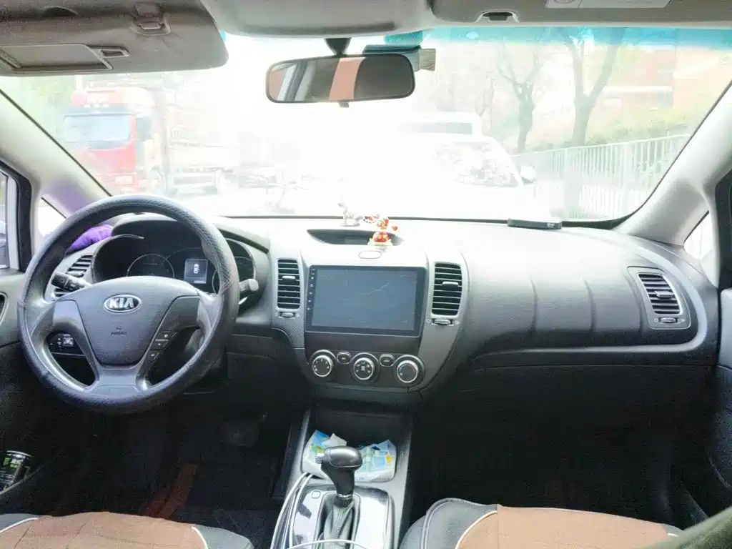 صورة 12 - Kia K3