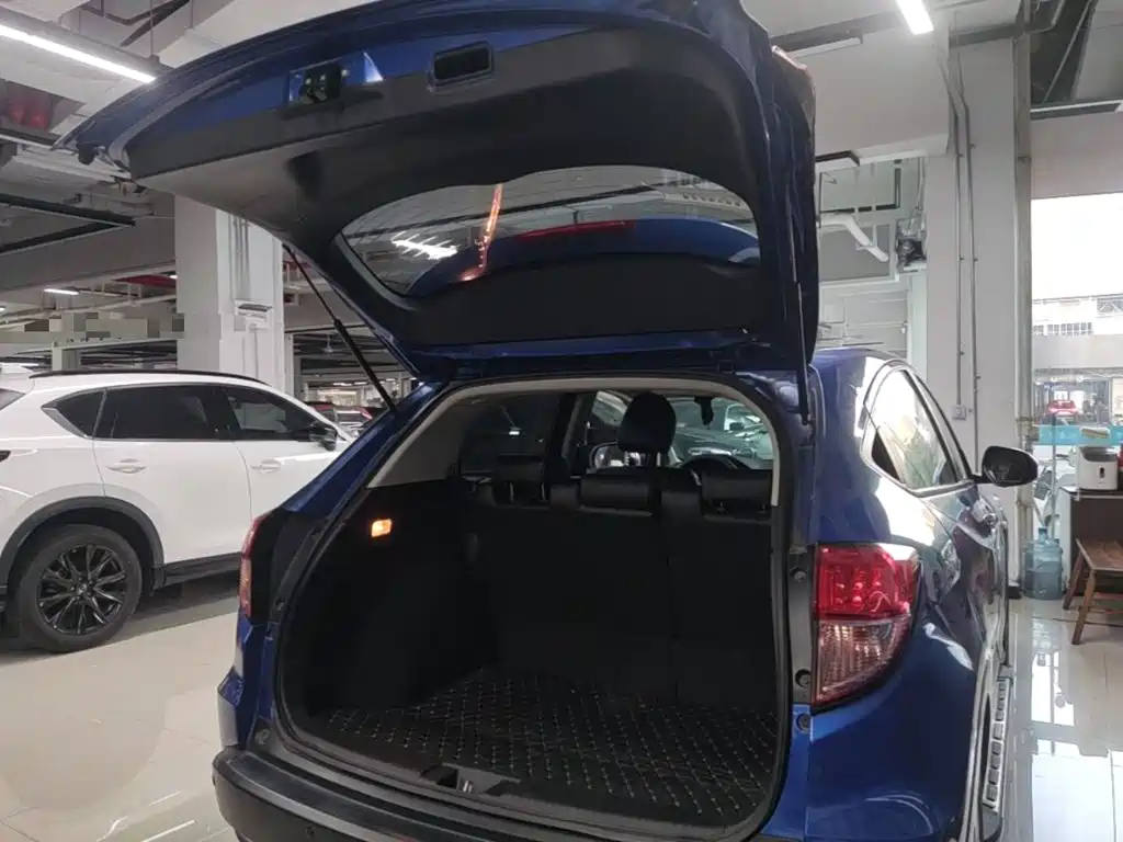 Photo 19 - Honda Vezel