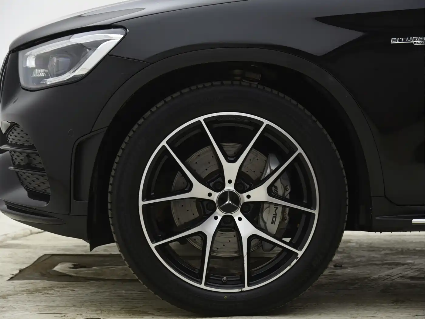 MERCEDES-BENZ GLC AMG