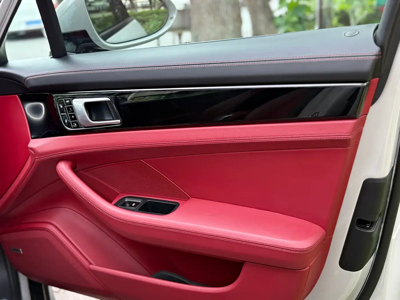 Porsche Panamera 2017 Panamera 4 Sport Turismo 3.0T фото 36