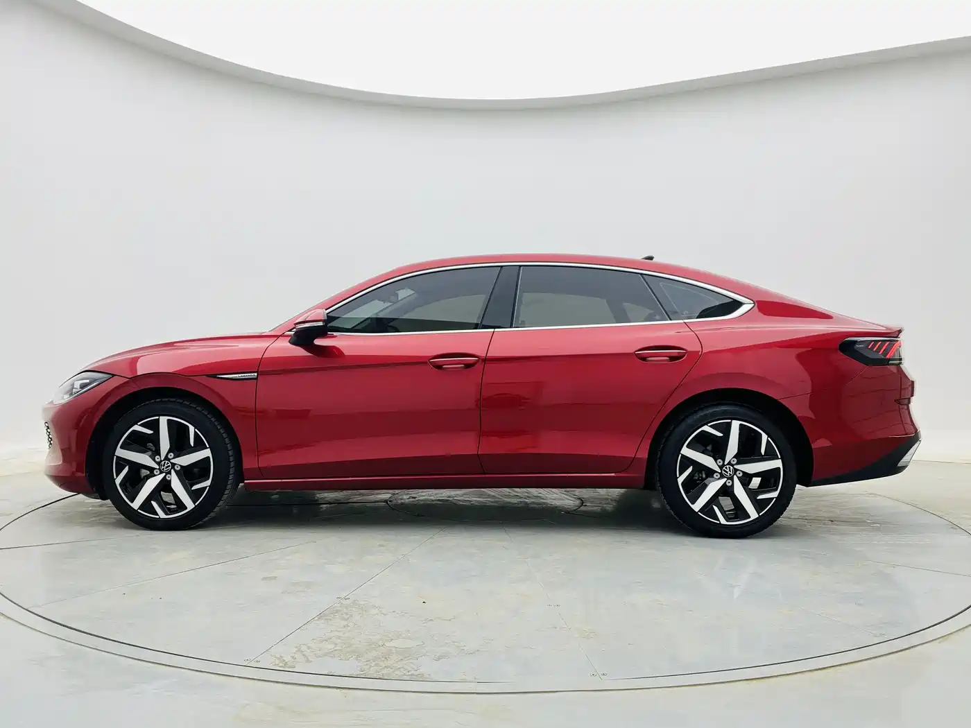Volkswagen Lamando 2023 Lamando L 280TSI DSG Cool Edition фото 4