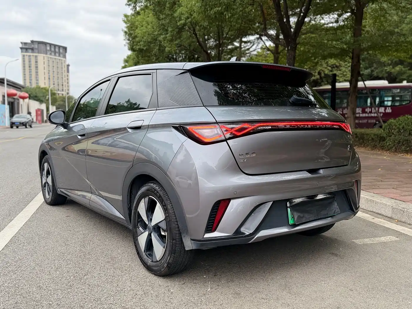 BYD Dolphin 2023 420km Fashion Edition фото 4