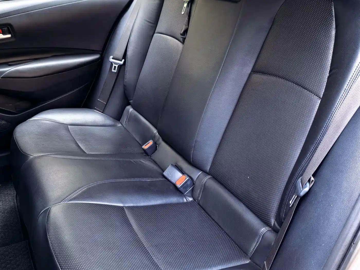 Toyota Corolla 2019 1.2T S-CVT GL-i Luxury Edition фото 26