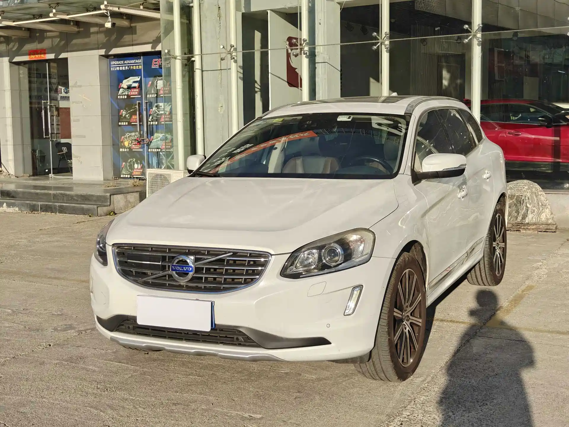 Фото 1 - Volvo XC60