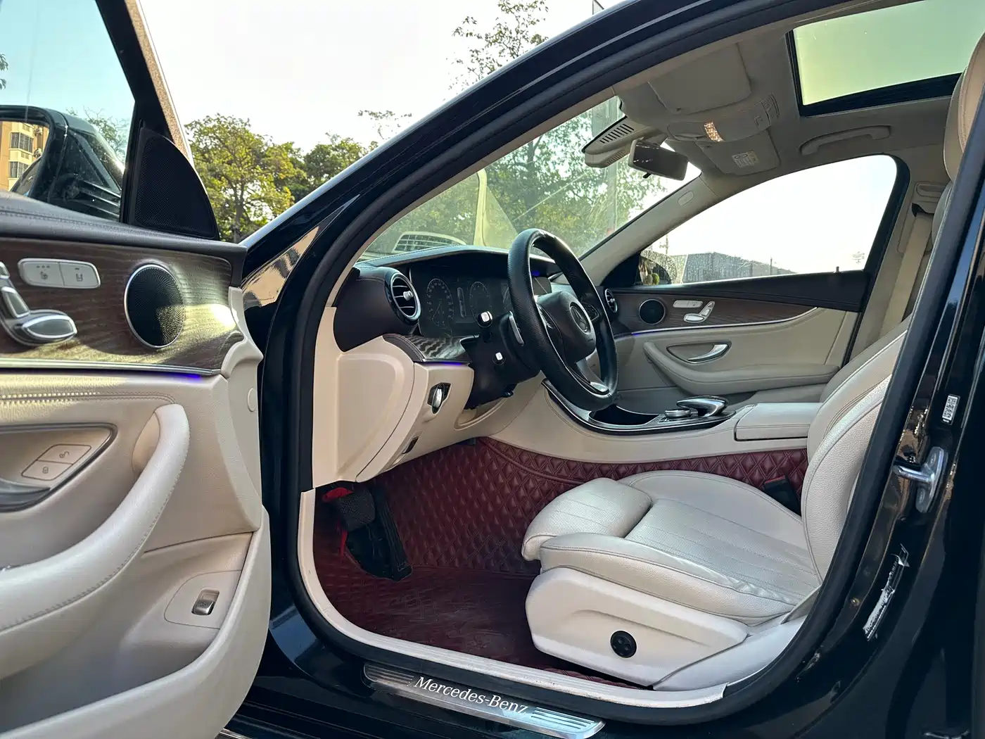 Mercedes-Benz E-Class 2018 E 200 L 4MATIC фото 4