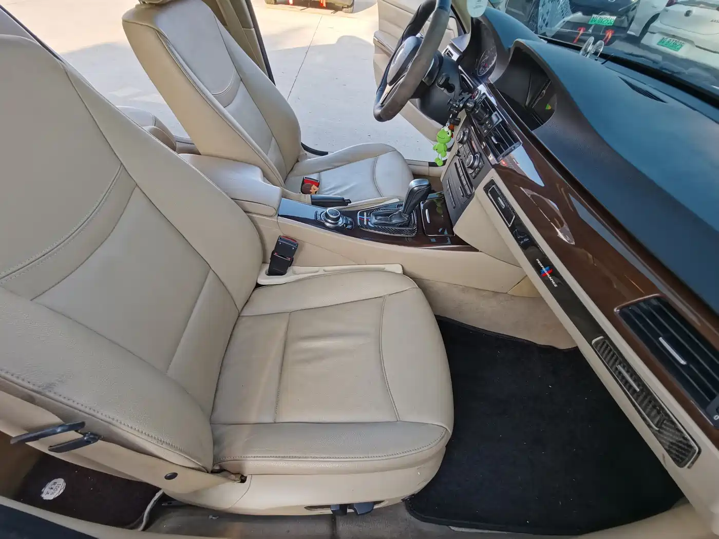 BMW 3 Series (Import) 2010 2010 325i Luxury
