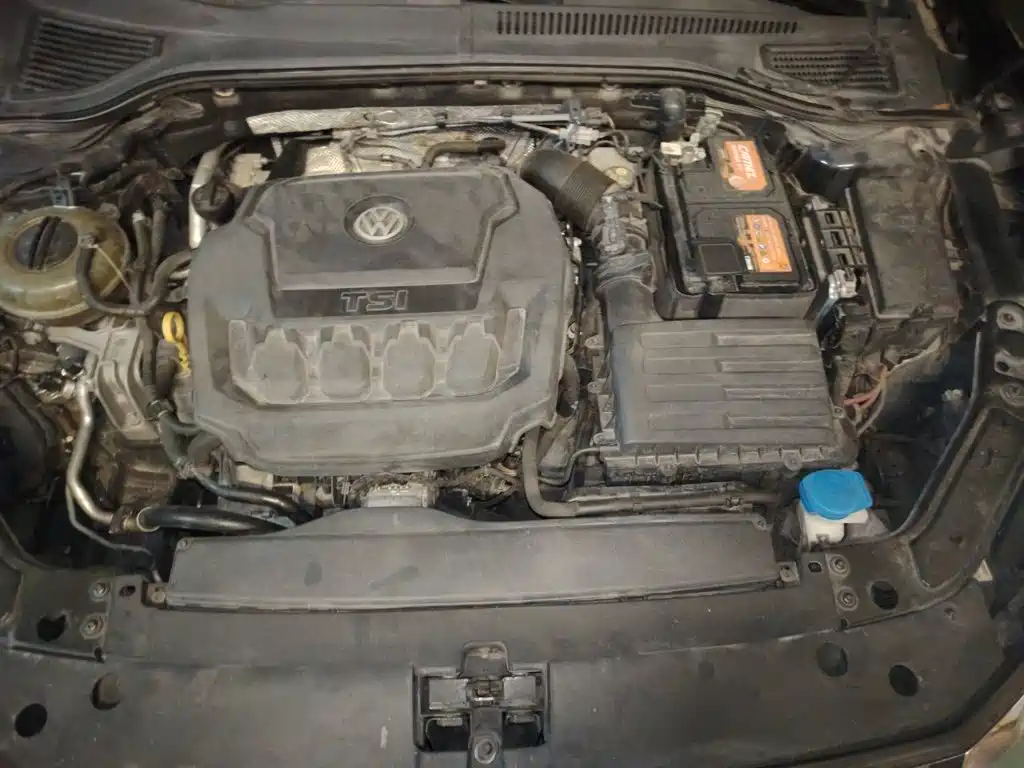 Фото 16 - Volkswagen Passat