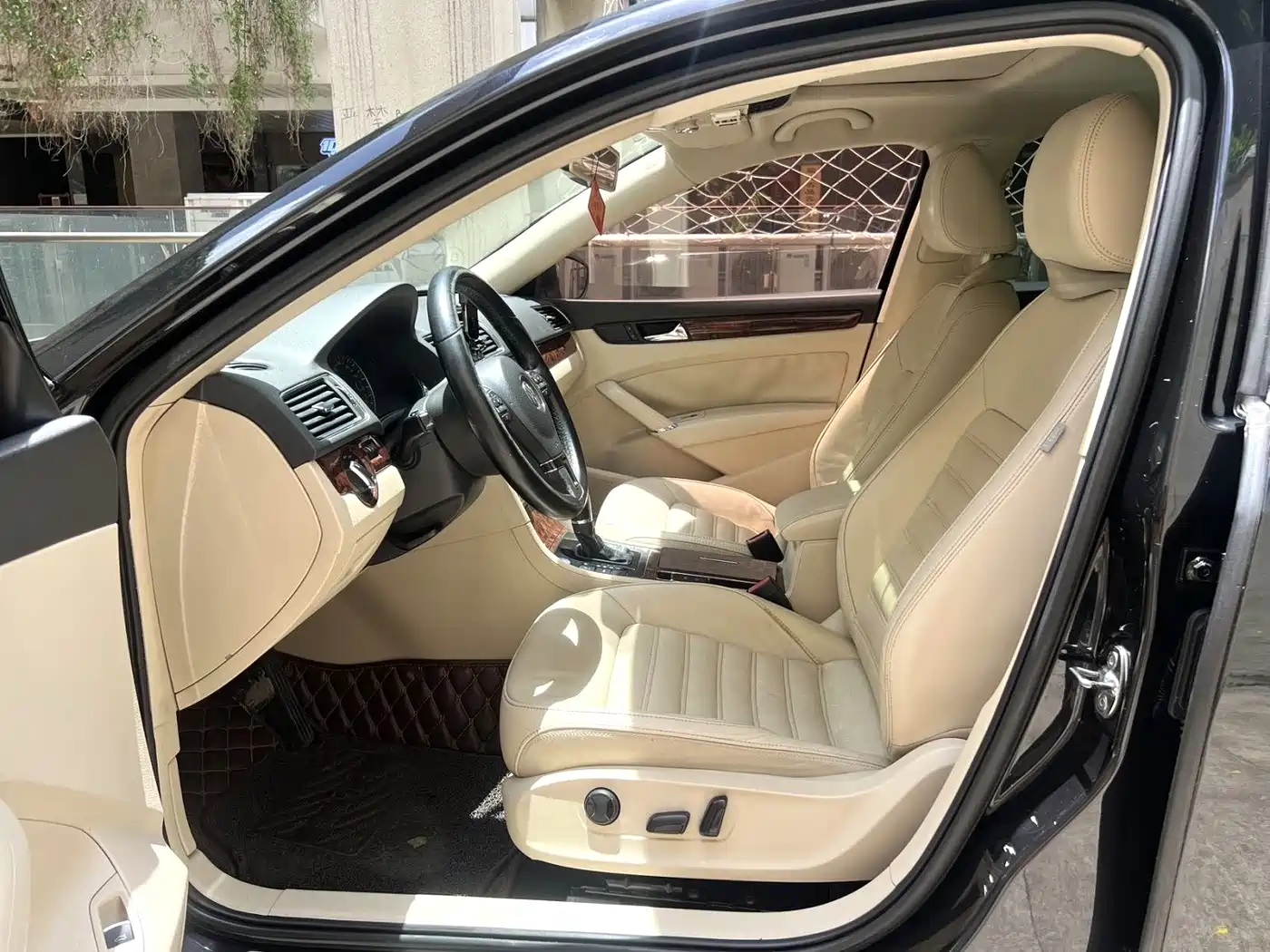 Volkswagen Passat 2013 1.8TSI DSG Yuzun фото 3