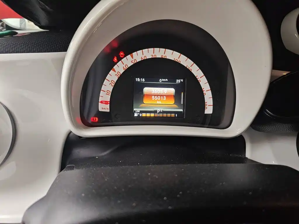 Photo 13 - smart fortwo