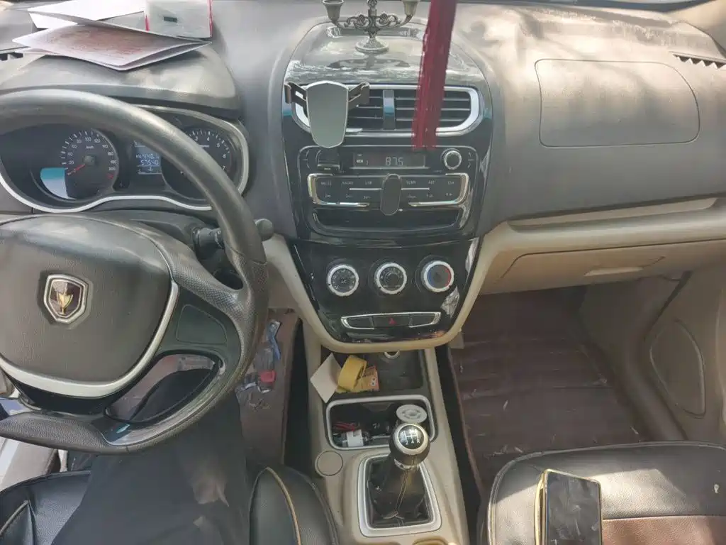 Jinbei Huachen Jinbei 750 2016 2015 1.5L Comfort Model