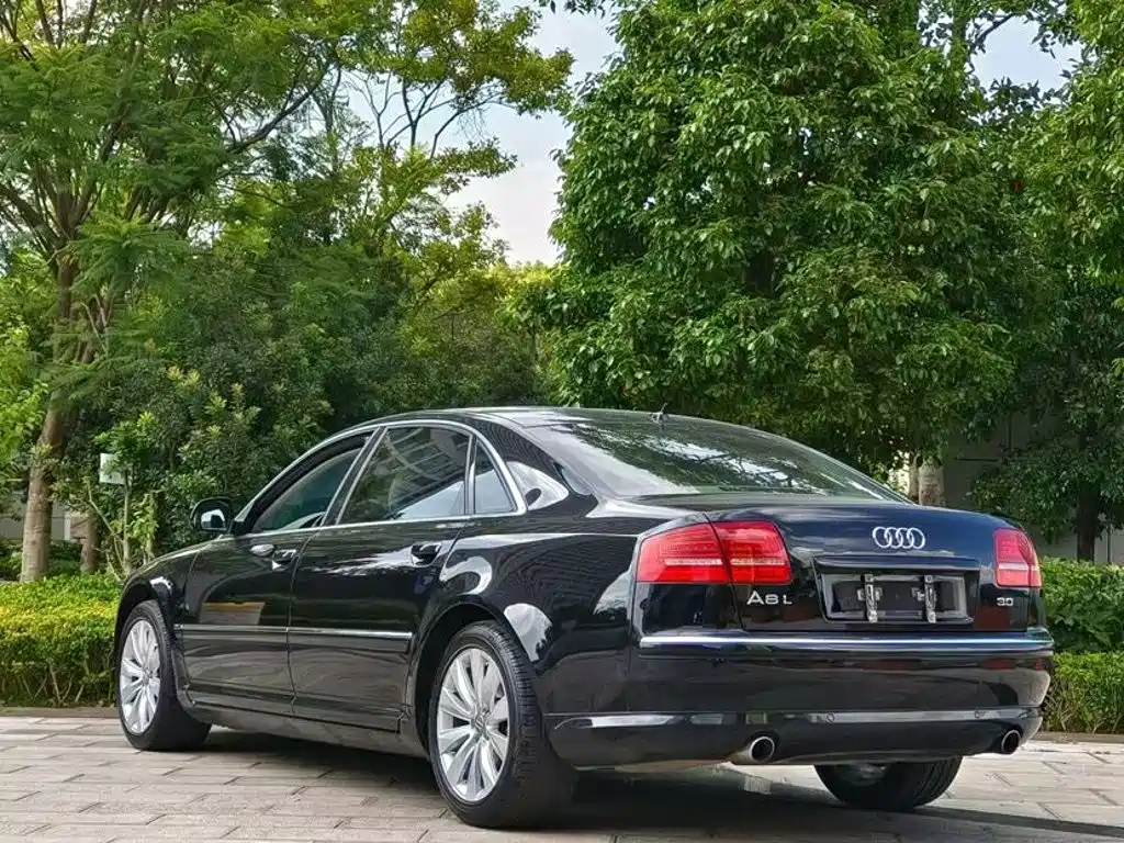 Audi A8 2010 2009 A8L 3.0 FSI Standard