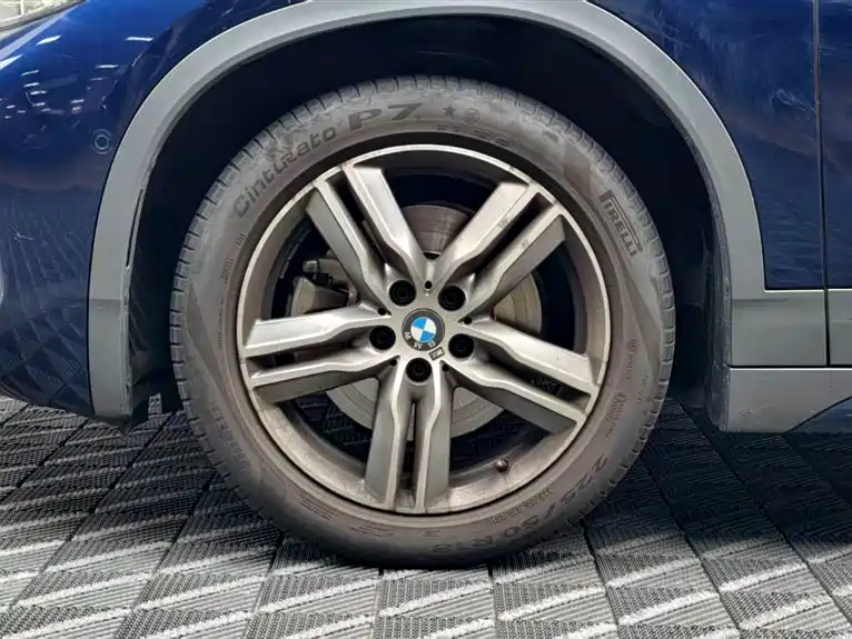 Фото 8 - BMW X2