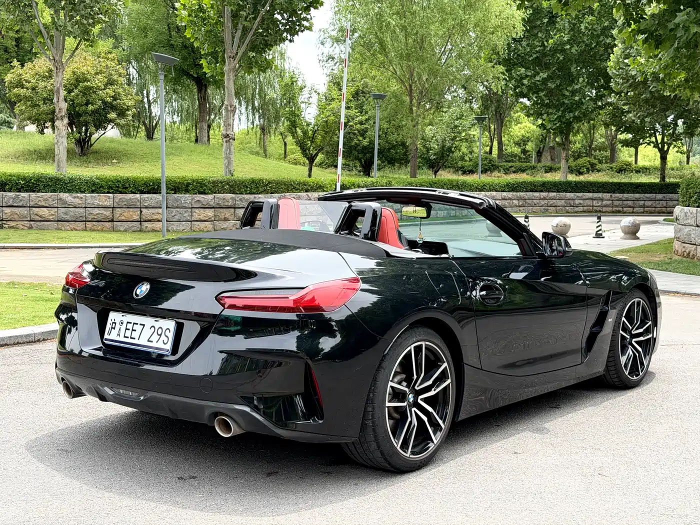BMW Z4 2020 sDrive 25i Scorching Sun Limited Edition фото 9