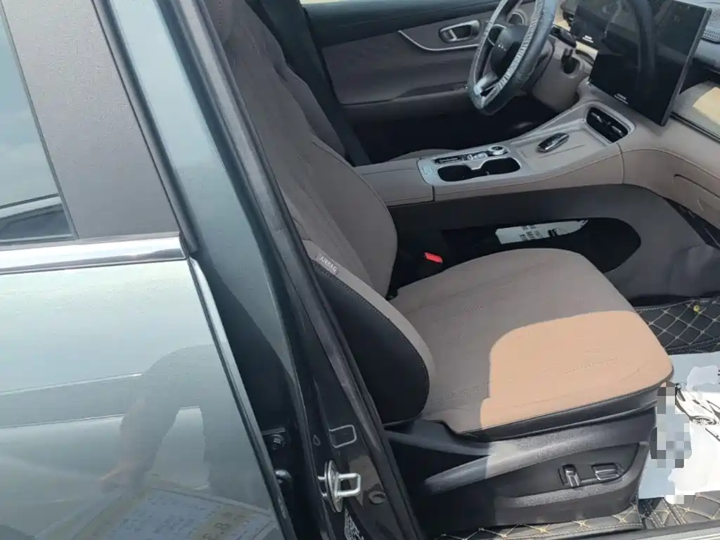 Chery Tiggo 8 PLUS 2025 2025 290TGDI DCT Premium 5-seater