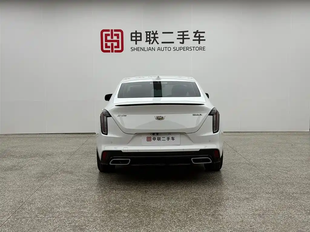CADILLAC CT4