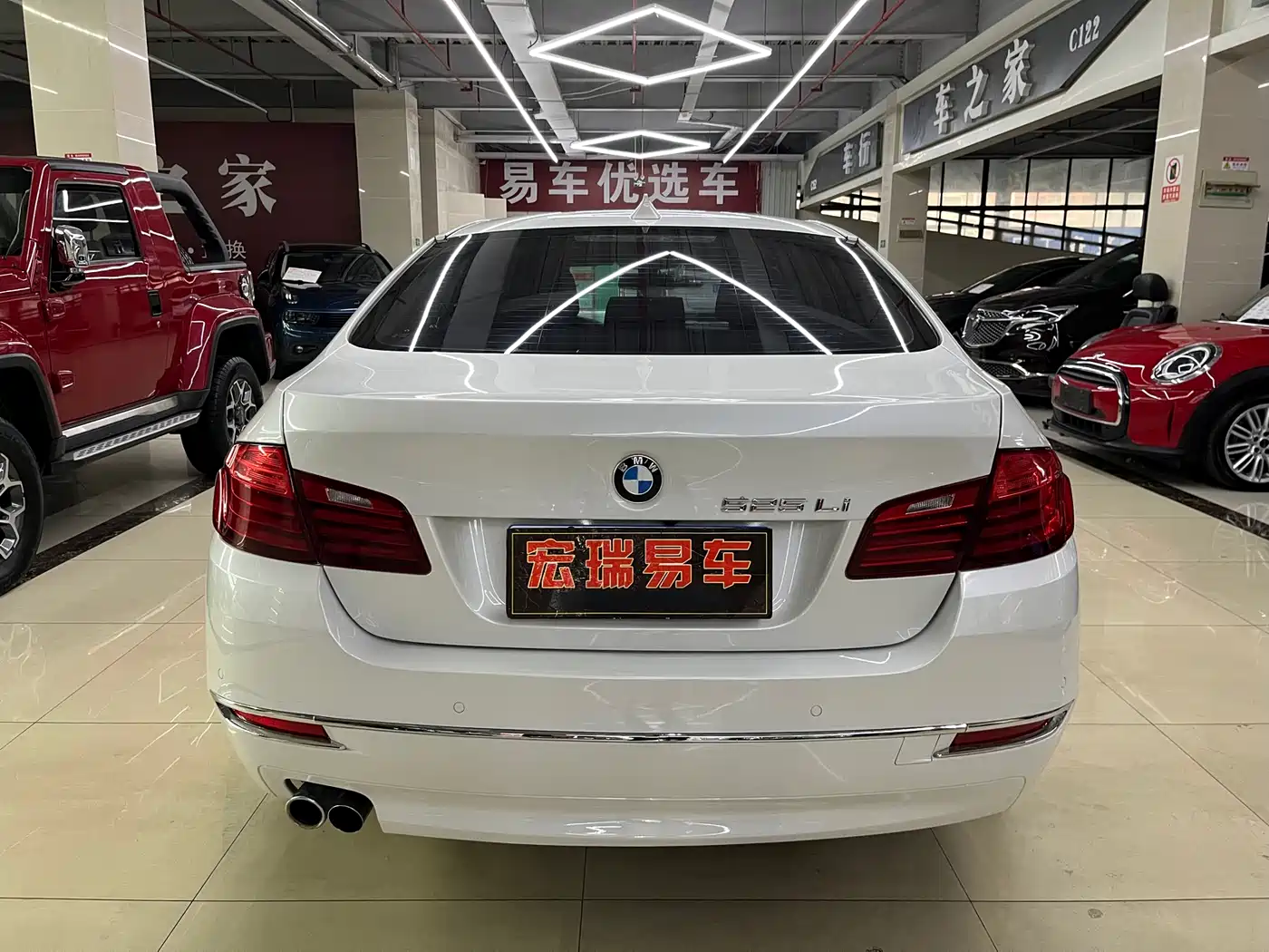 BMW 5 Series 2014 525Li Luxury Design Package фото 6