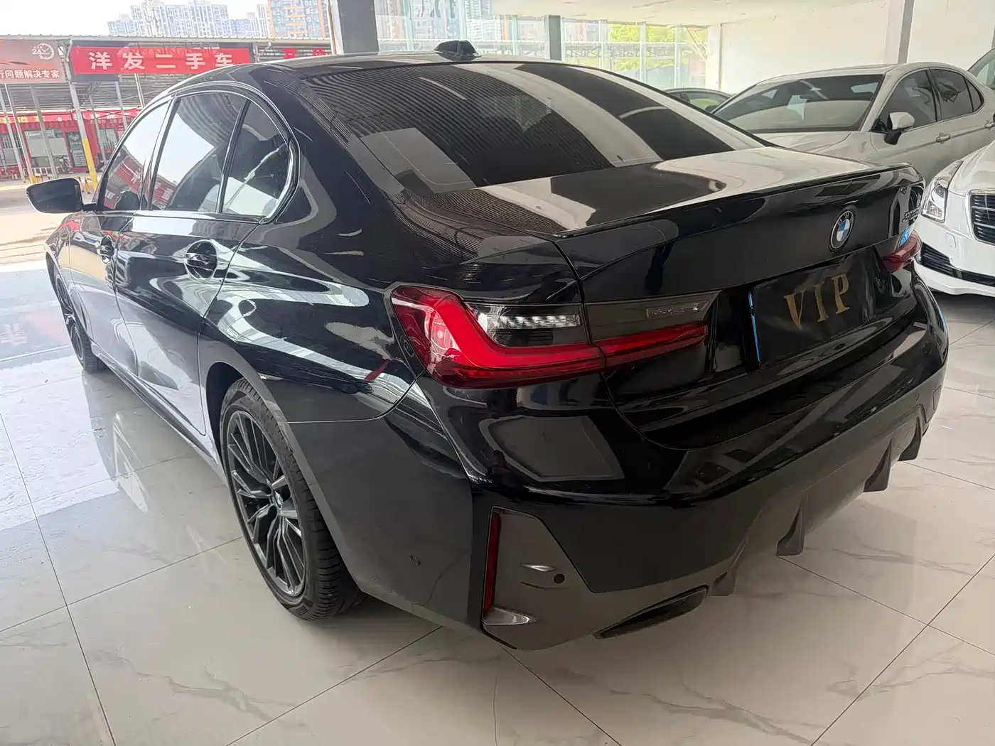 BMW 3 Series 2023 325Li M Sport Black Night Package фото 7