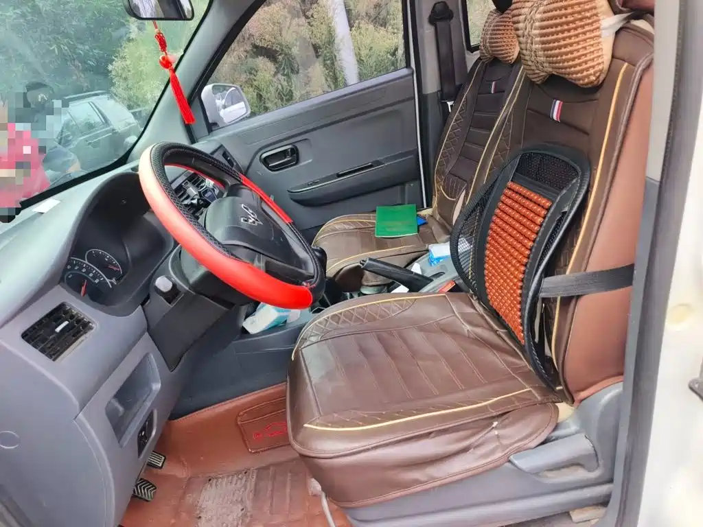 Wuling Motors Wuling Rongguang V 2015 2015 1.2L Basic
