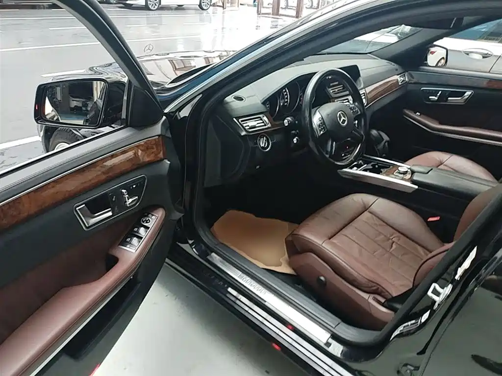 Mercedes-Benz E-Class 2015 E 320 L 4MATIC фото 16