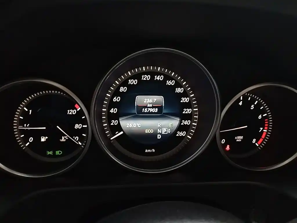 Mercedes-Benz E-Class 2015 E 320 L 4MATIC фото 12