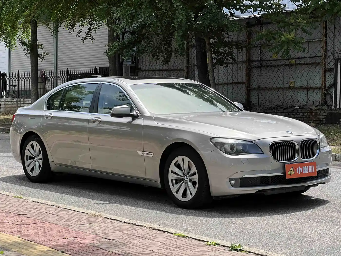 BMW 7 Series 2009 Model 740Li Leading Edition фото 3