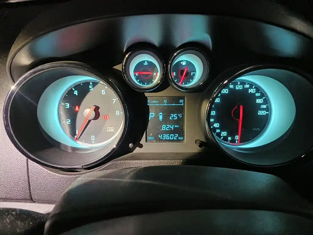 Changan CS35 2014 2014 1.6L Automatic Luxury Type China IV