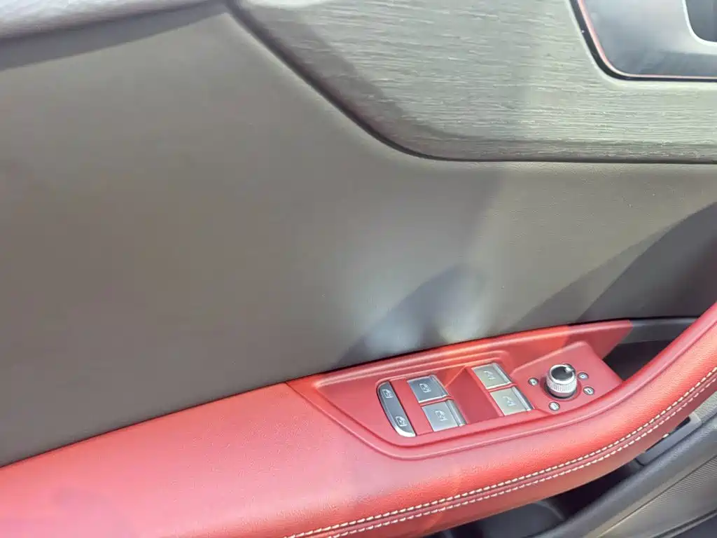 Audi A4L 2025 2024 40 TFSI Luxury Dynamic