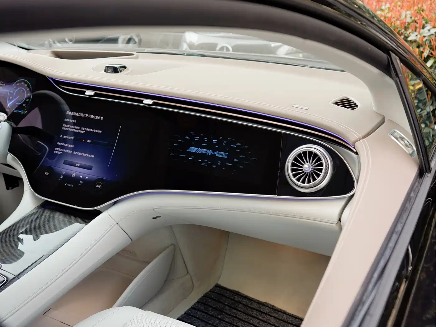 MERCEDES-BENZ EQS AMG