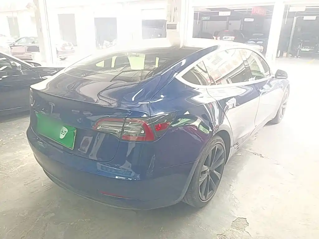 Фото 7 - Tesla Model 3 (Import)