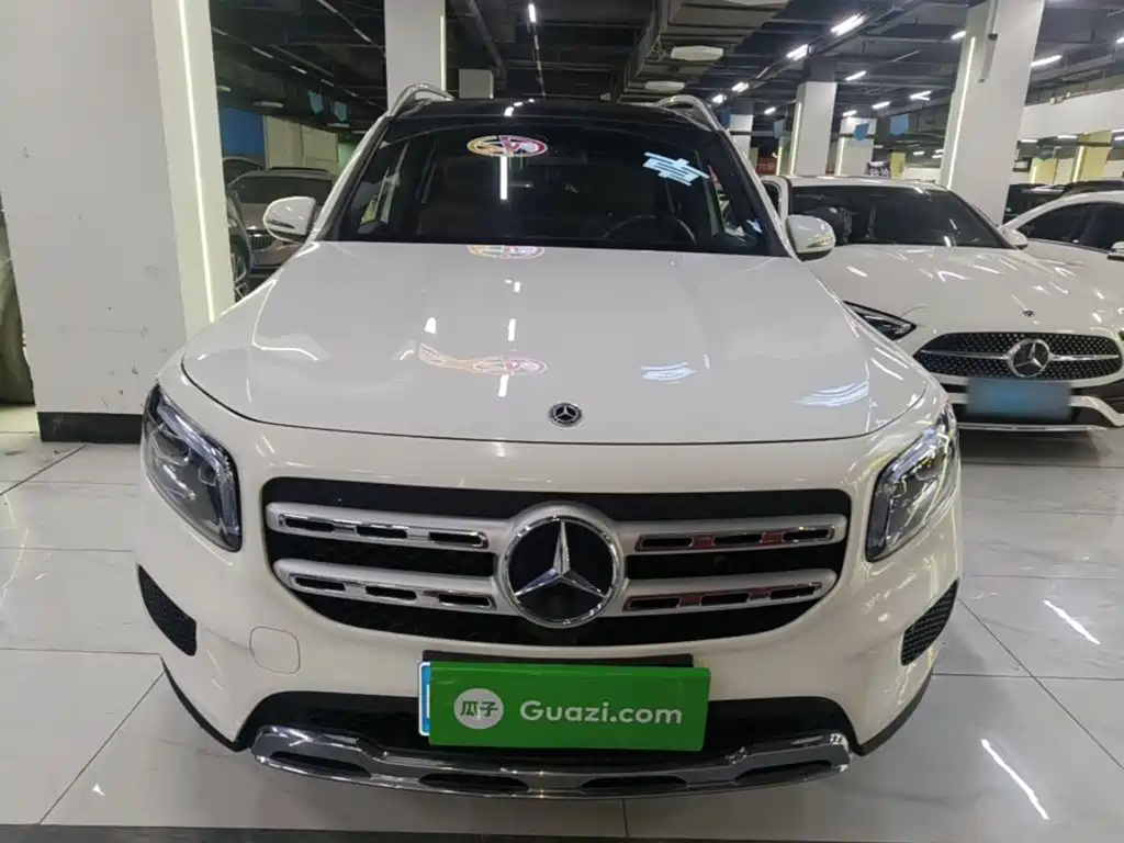صورة 3 - Mercedes-Benz GLB