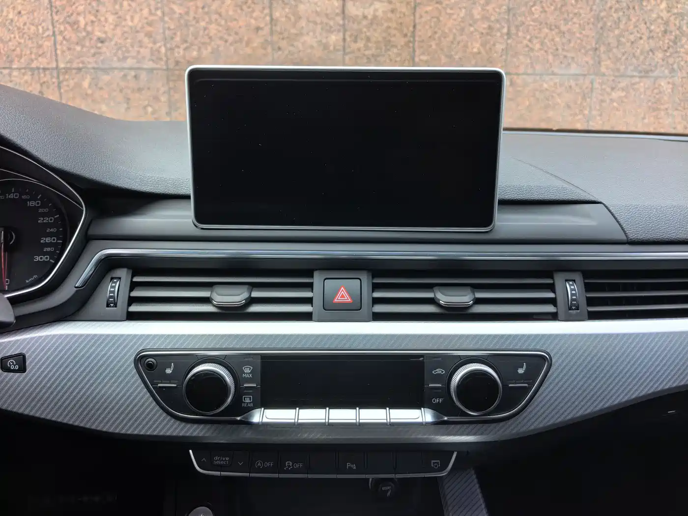 Audi A4L 2017 Plus 40 TFSI Fashion фото 9