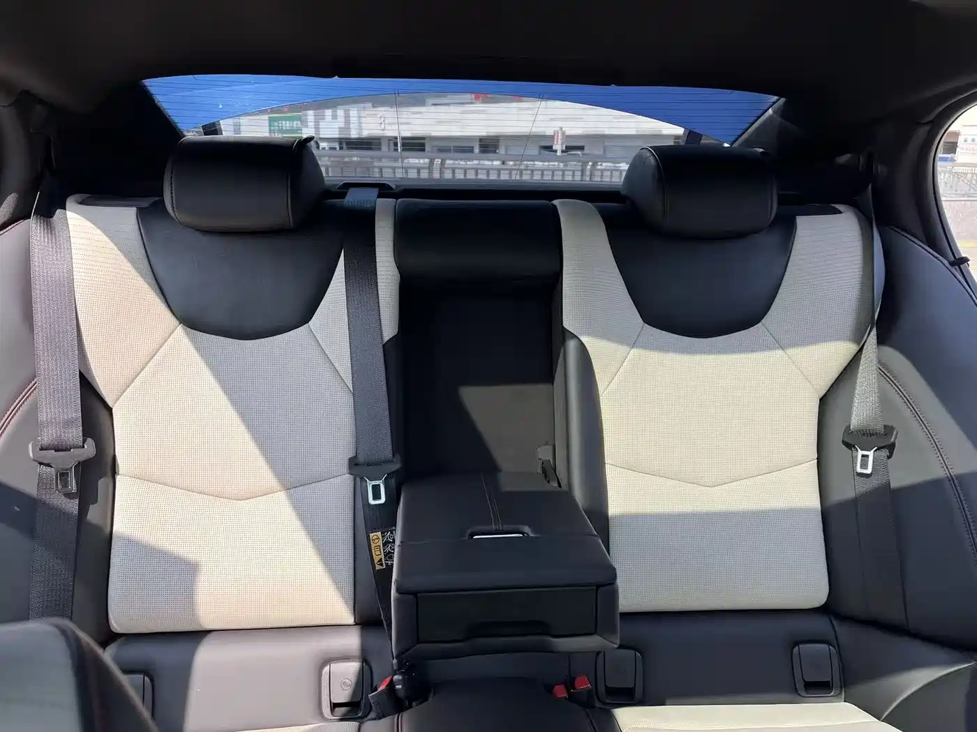 Cadillac CT5 2021 28T Platinum Edition фото 26