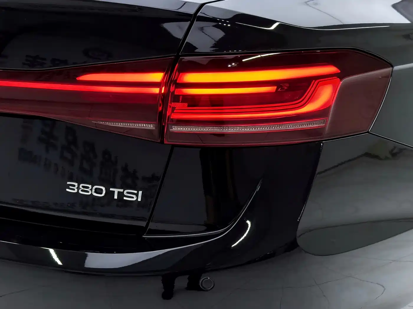 Volkswagen Passat 2024 Model 380TSI Starlight Elite фото 20