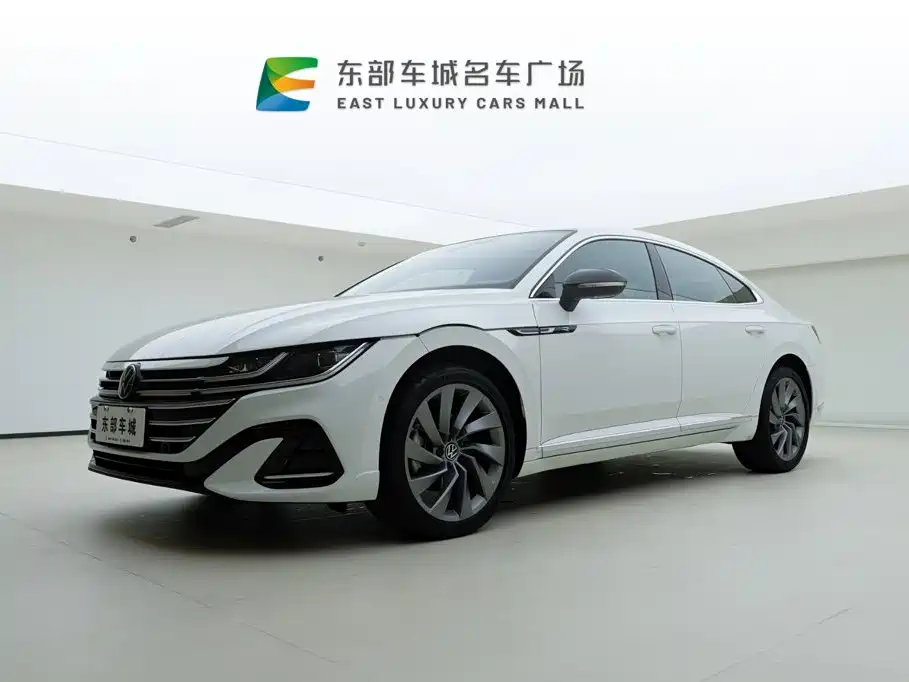 Photo 1 - Volkswagen CC