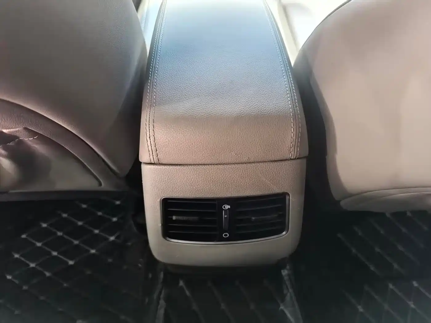 Hyundai Mistra 2014 1.8L Auto Premium DLX фото 15