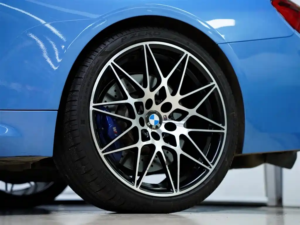 BMW M4 2017 M4 Convertible Fans Limited Edition фото 22