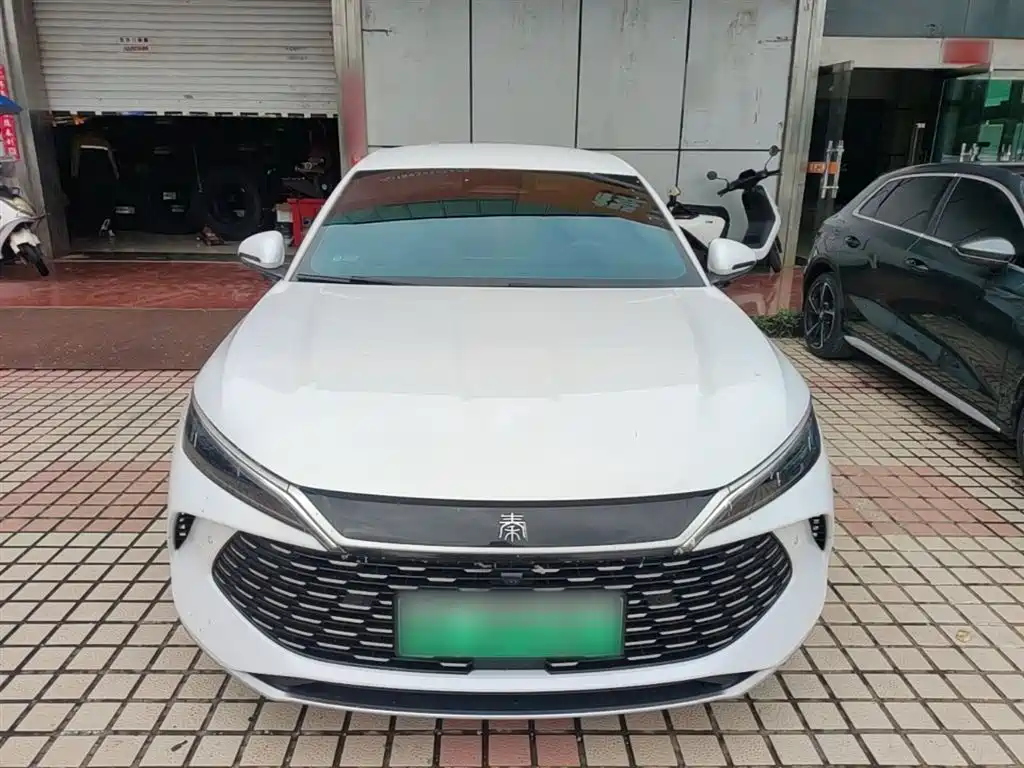 BYD Qin L 2025 DM-i Smart Drive Edition 80KM Leading фото 3