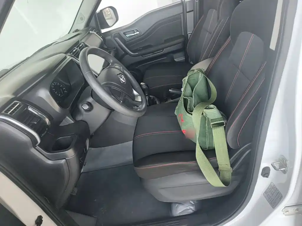 صورة 15 - Changan Oshan Changan Oushang X70A
