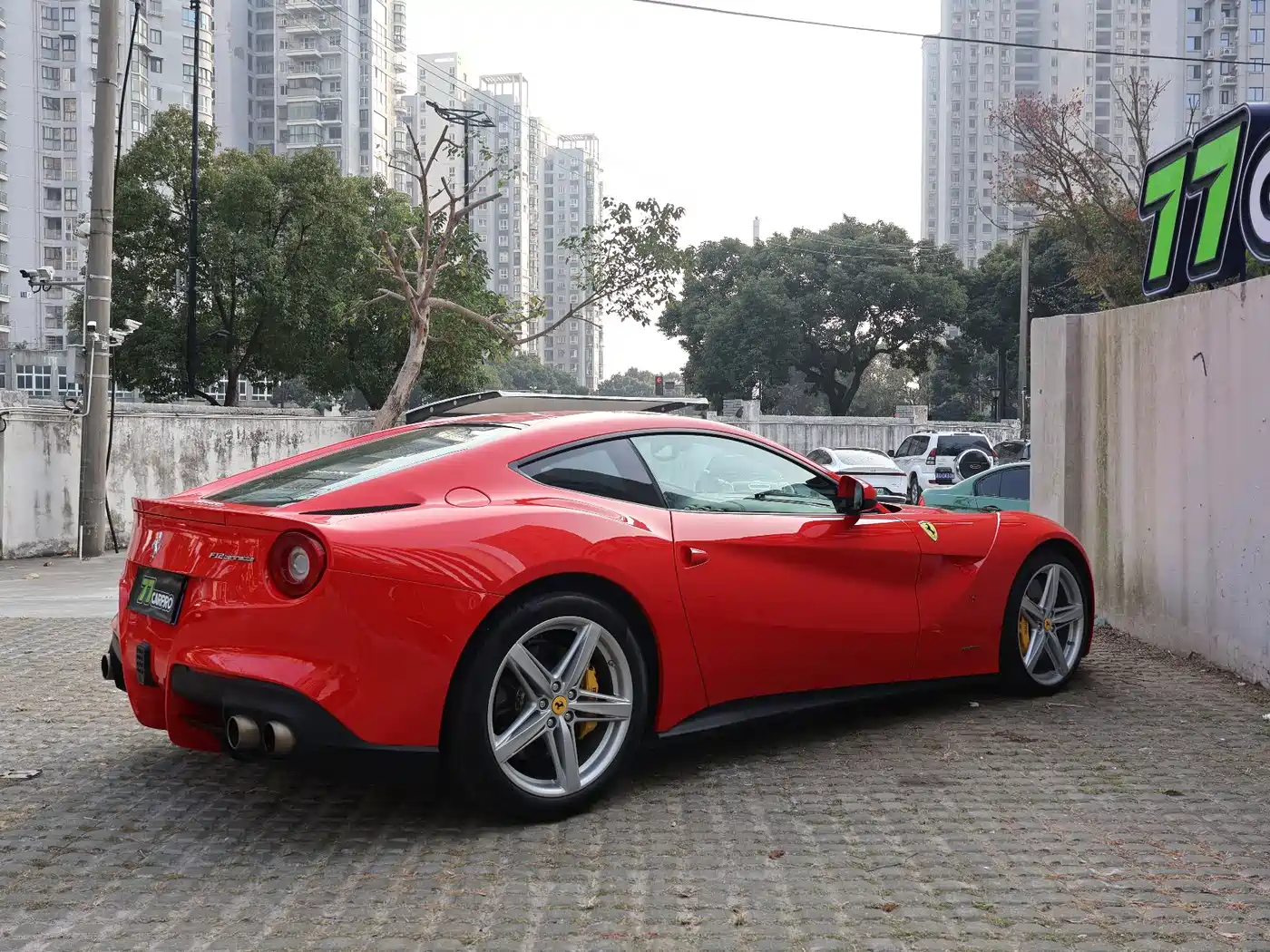 Ferrari F12berlinetta 2015 2013 6.3L Standard