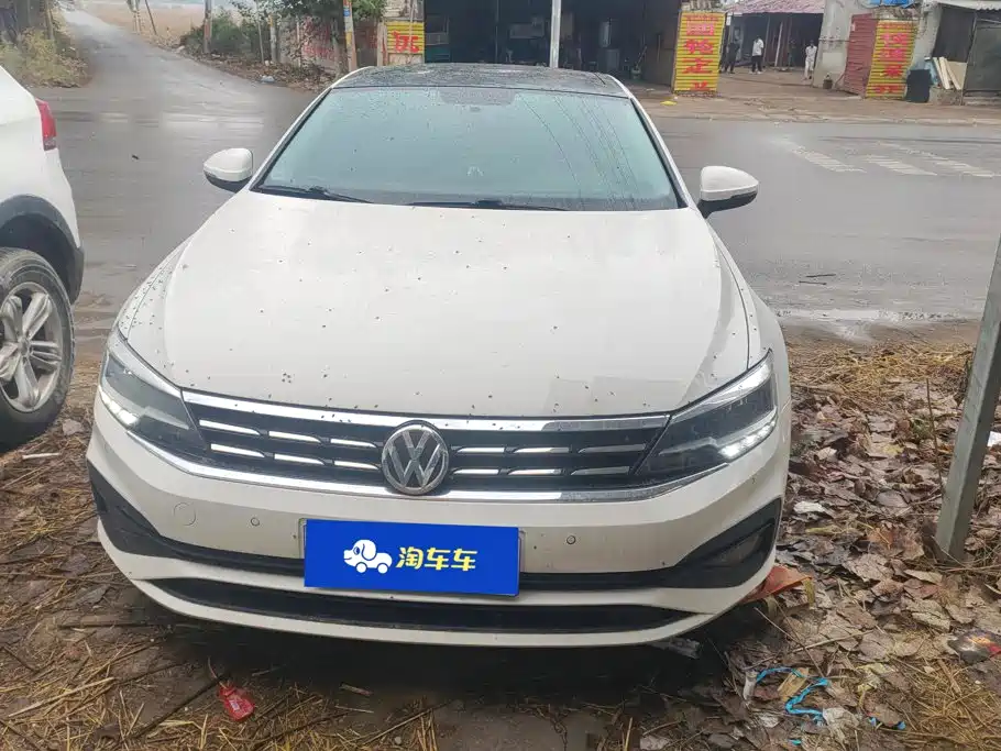 صورة 2 - Volkswagen Lamando