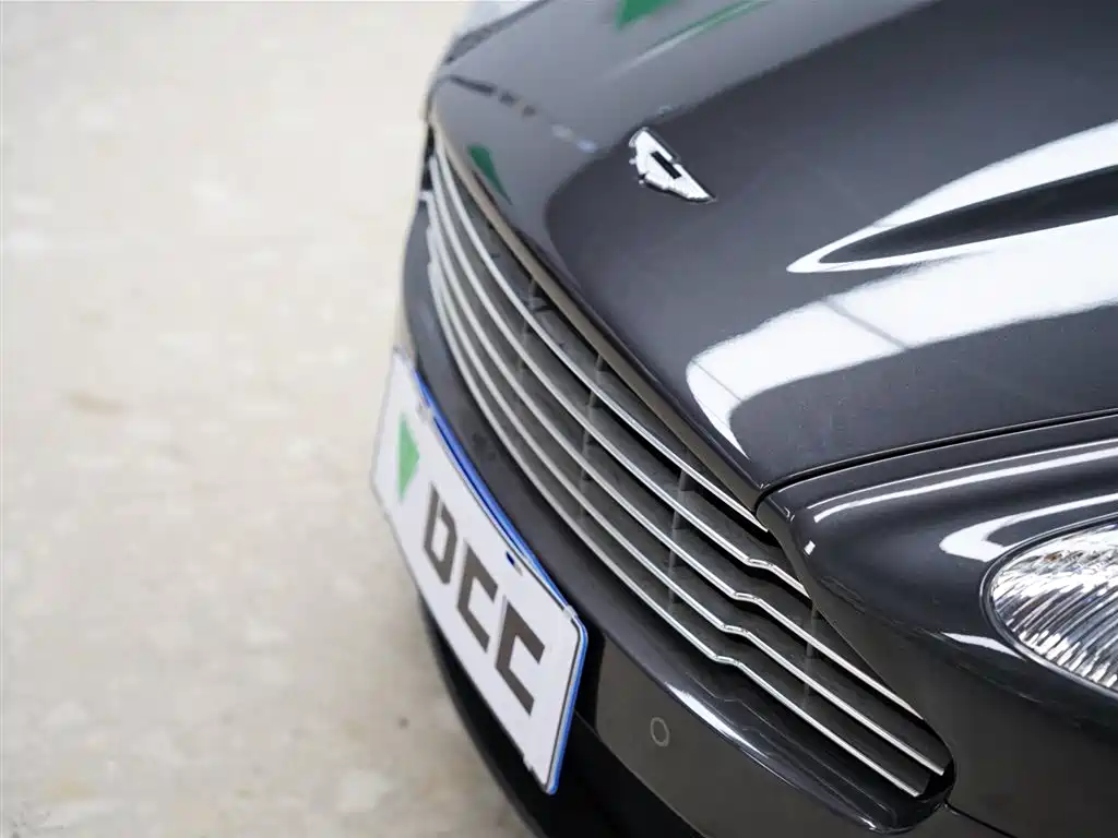 Aston Martin DBS 2010 2009 6.0 Touchtronic Coupe